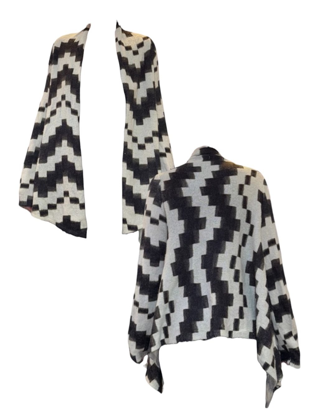 GAP Black & Cream Geometric Open-Front Poncho